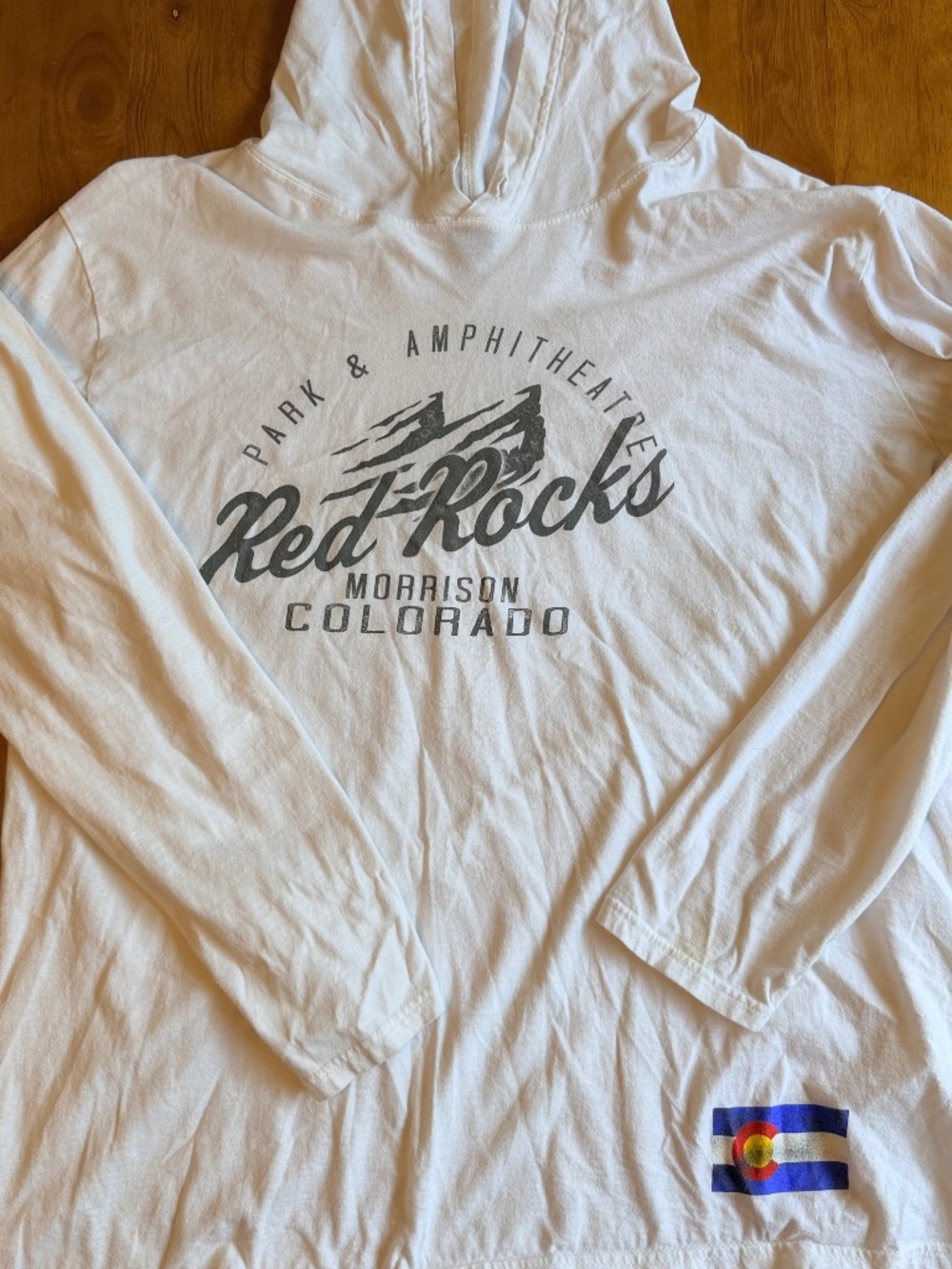 Anvil Red Rocks Amphitheatre Morrison Colorado White Hooded T-Shirt XL 549